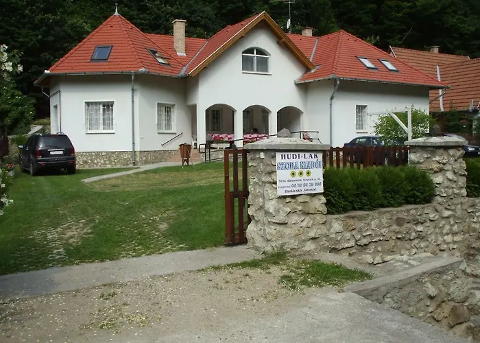 Hudi-lak Maison d'hôtes *